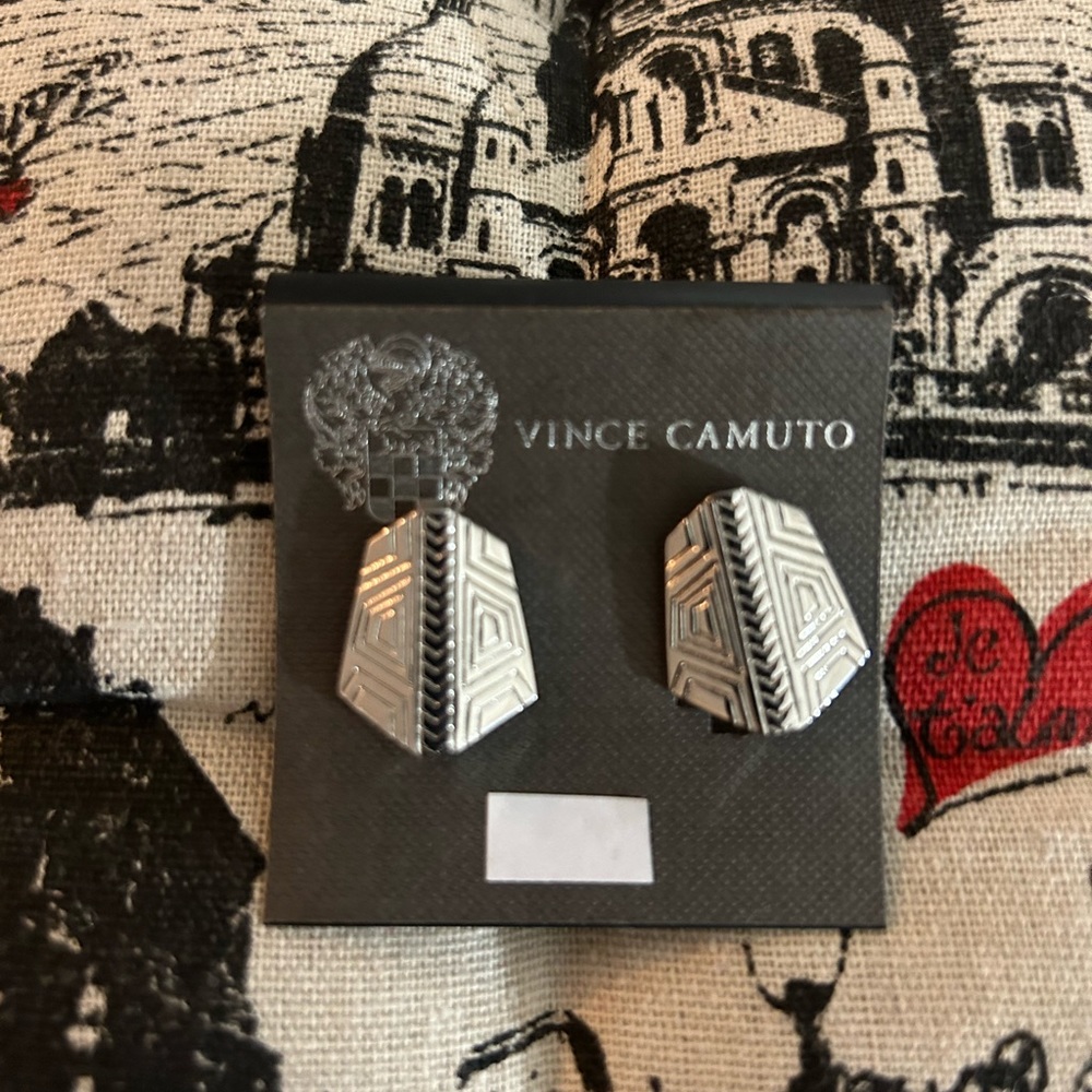 Vince Camuto clip on earings